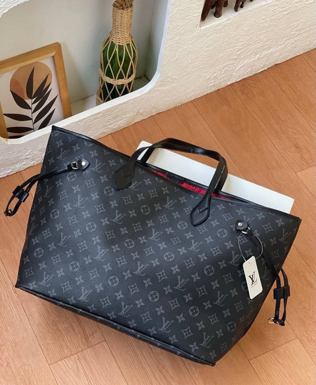 Large Louis Vuitton Neverfull