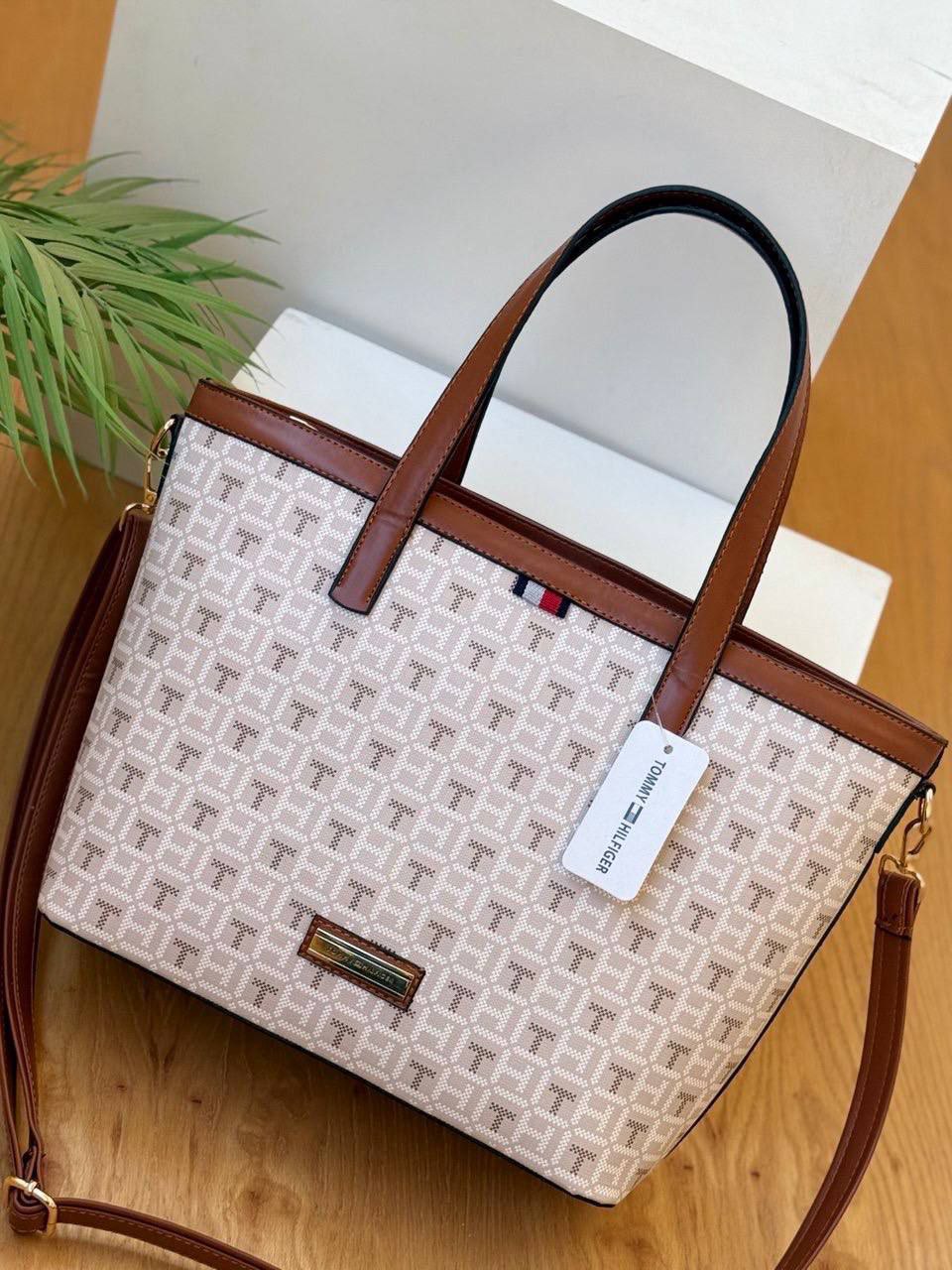 Tommy Hilfiger Women's Tote Bag