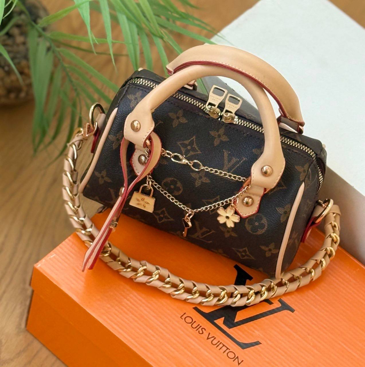 Louis Vuitton Nano Speed Bandoulière
