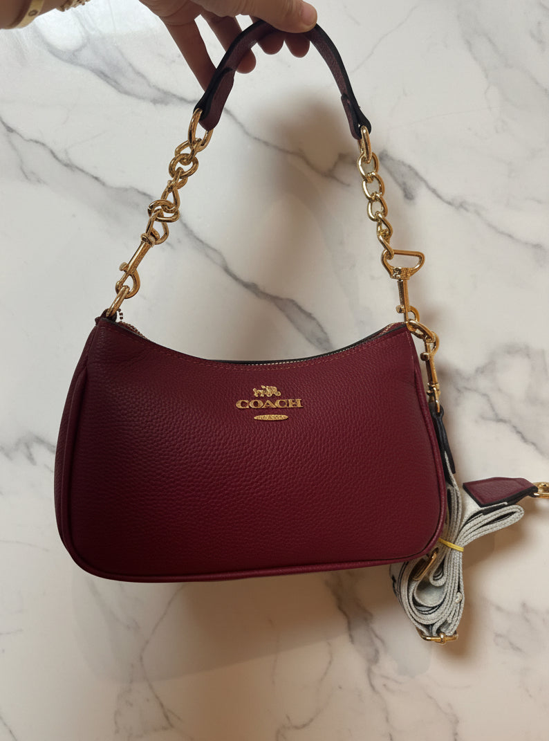 Coach Chains Cross/Hand Bag