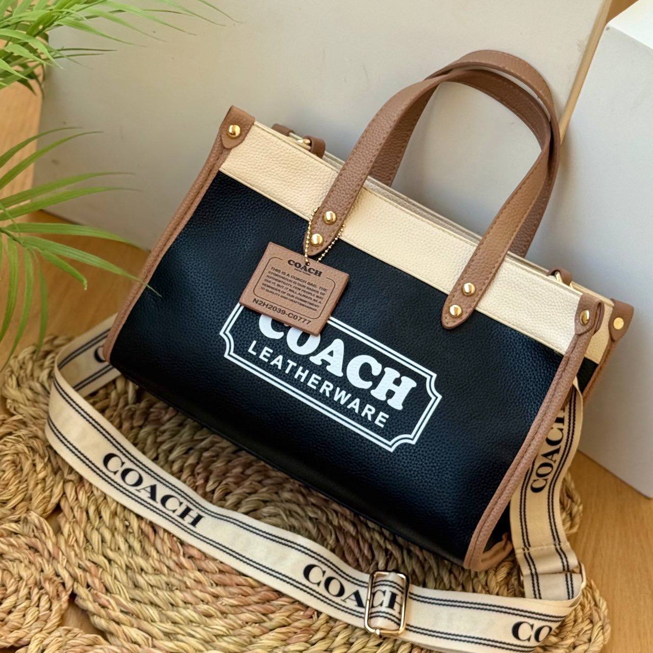 Coach Leather Wear Tote