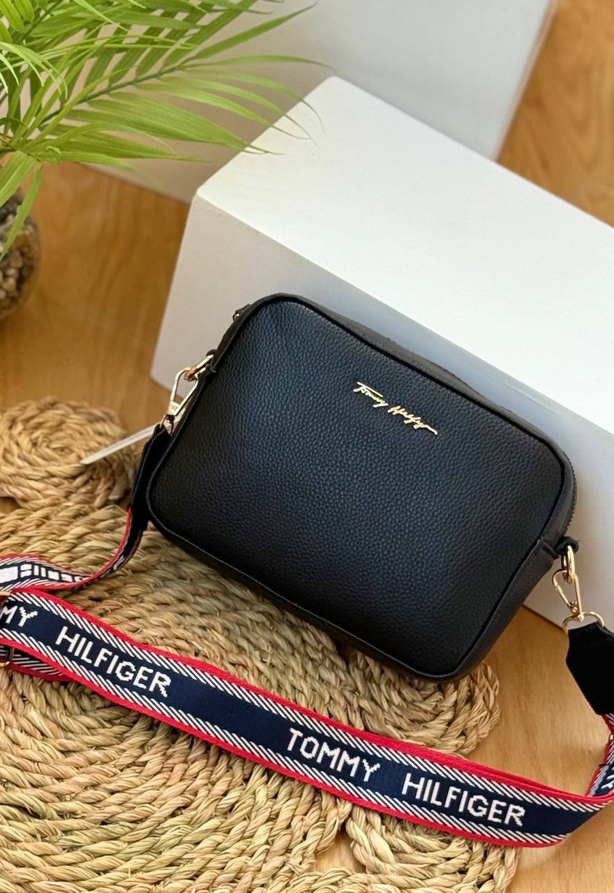 Tommy Hilfiger Crossbody Bag