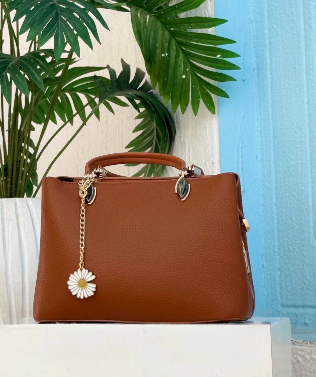 Casual Hand Bag With Flower Chain