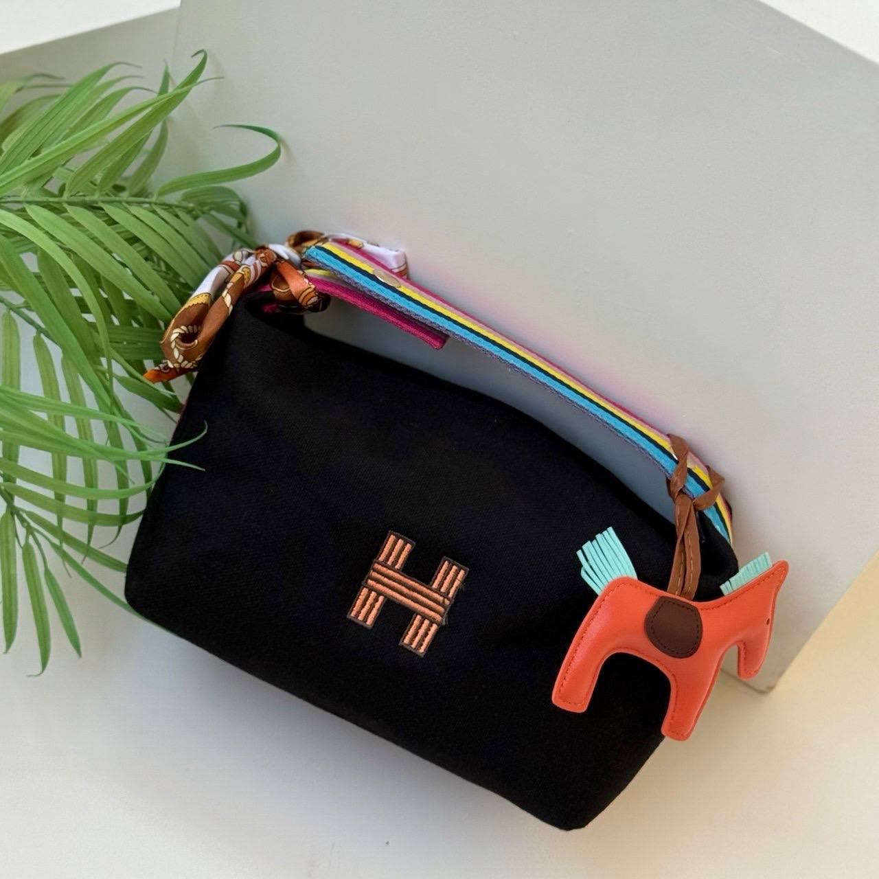 Hermes Hand Clutch