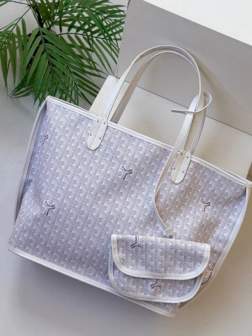 Goyard Medium Shoulder Bag
