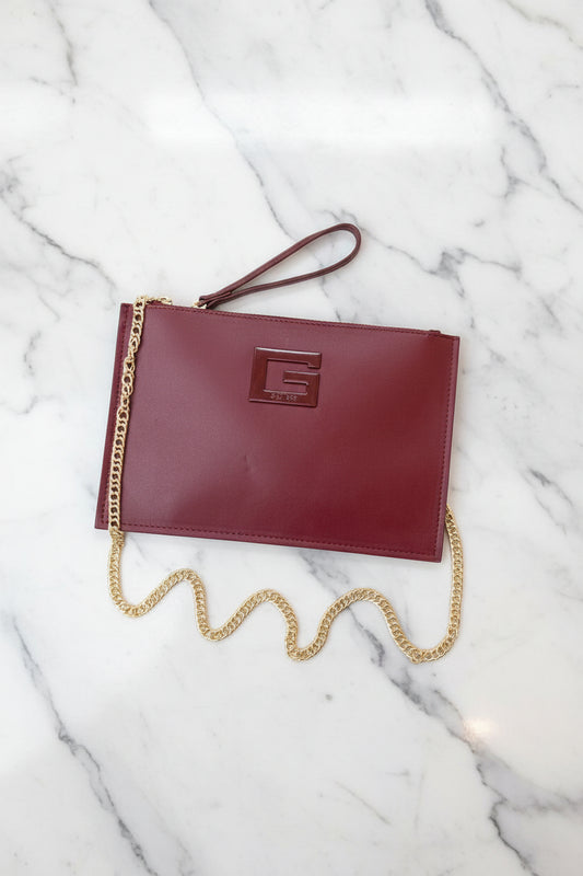 Guess leather chains clutch