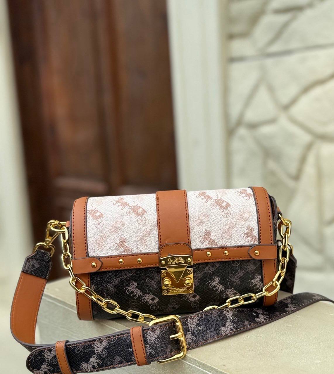 Coach Hand & Cross Bag
