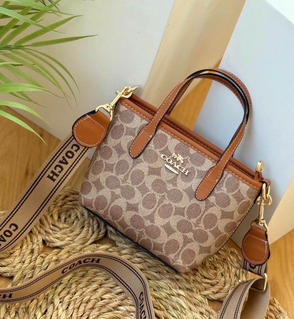 Coach Neverfull Bandoulière Bag