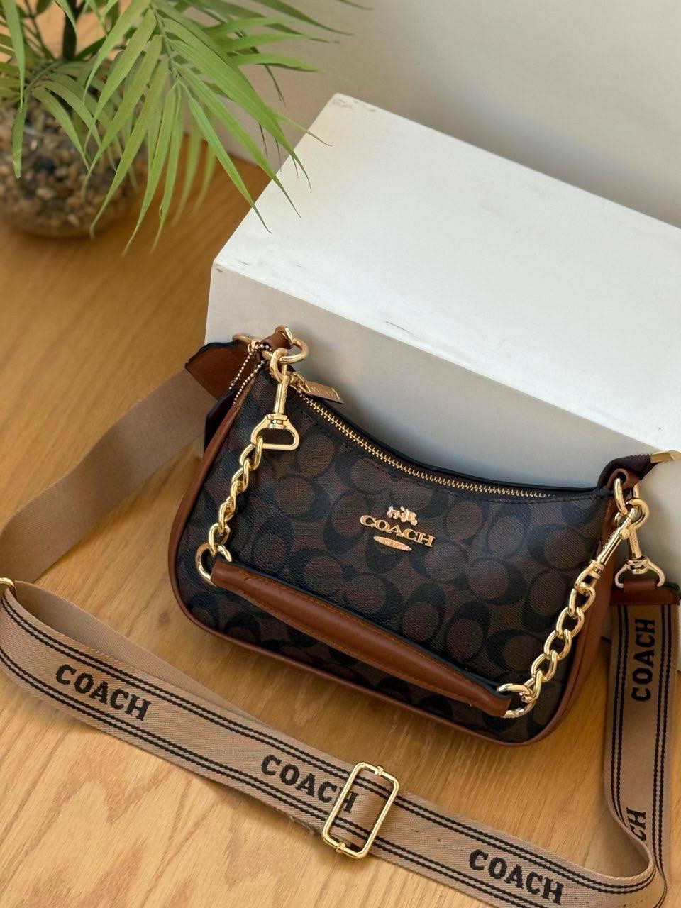 Coach Chains Cross/Hand Bag