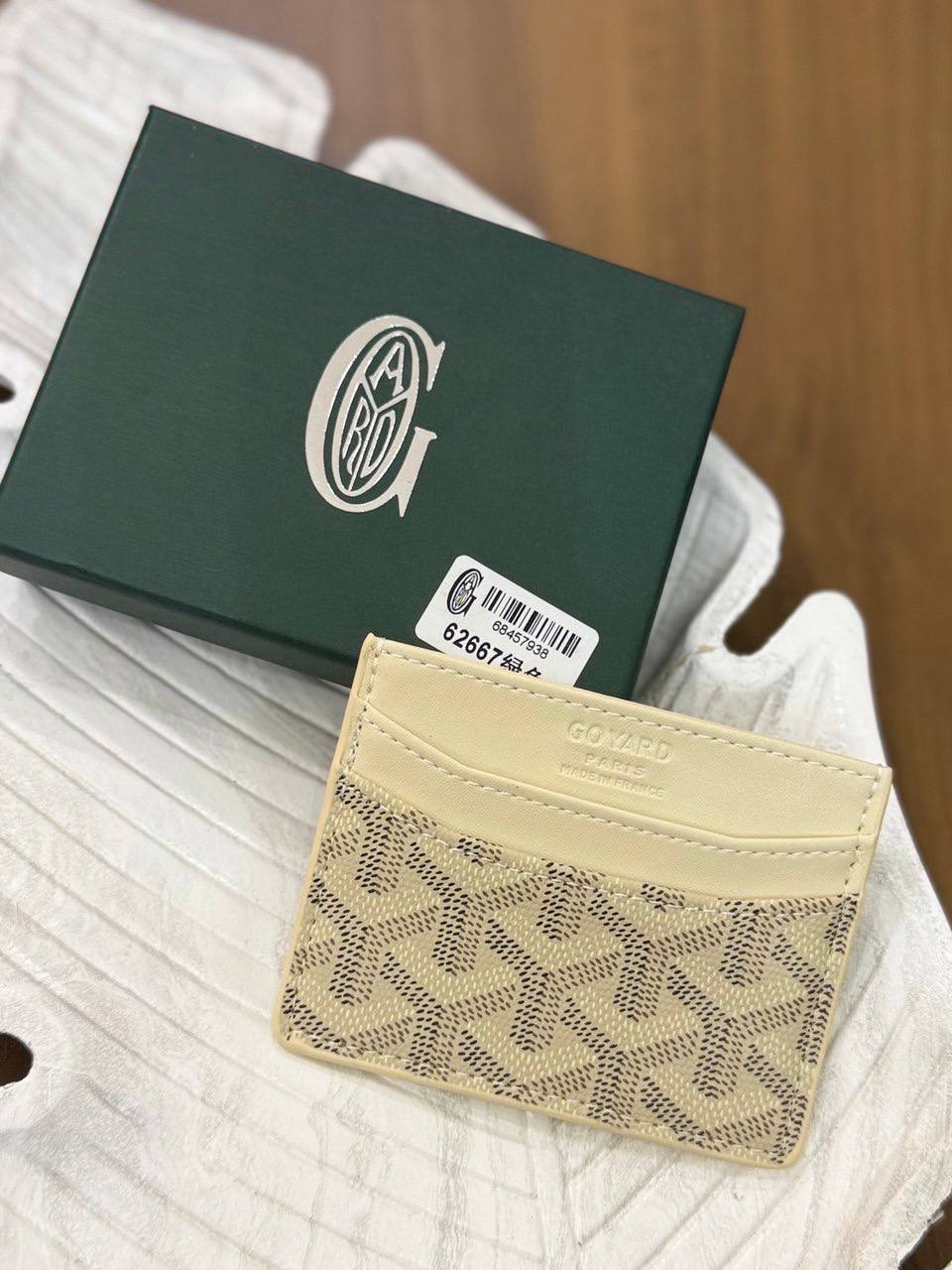 GO YARD - Cardholder
