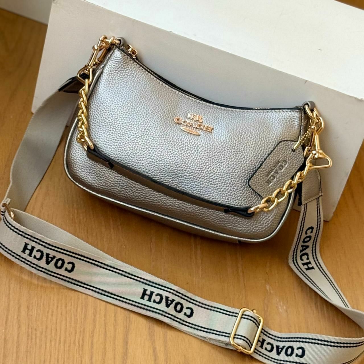 Coach Chains Cross/Hand Bag