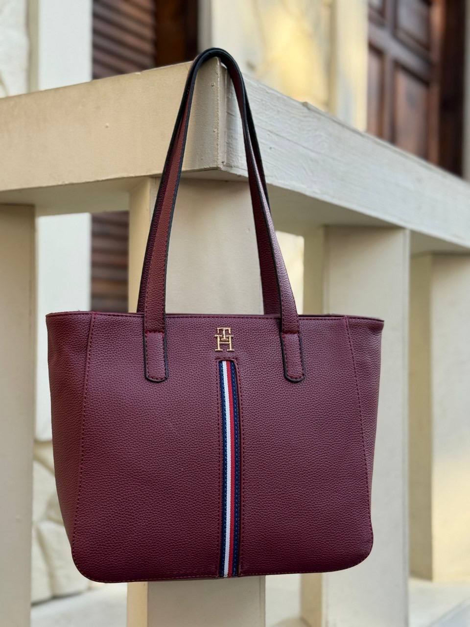 Tommy Hilfiger Tote Bag