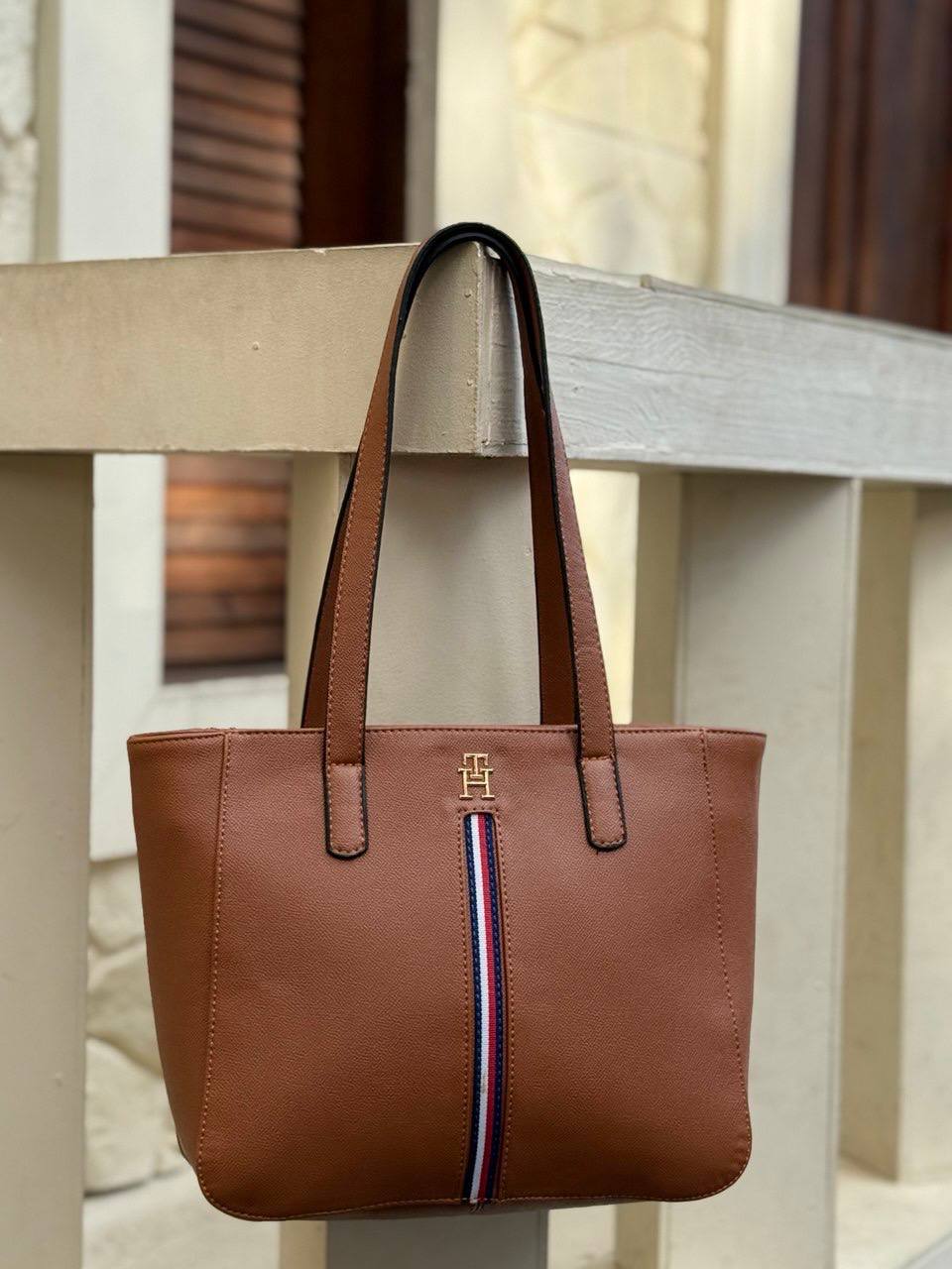 Tommy Hilfiger Tote Bag