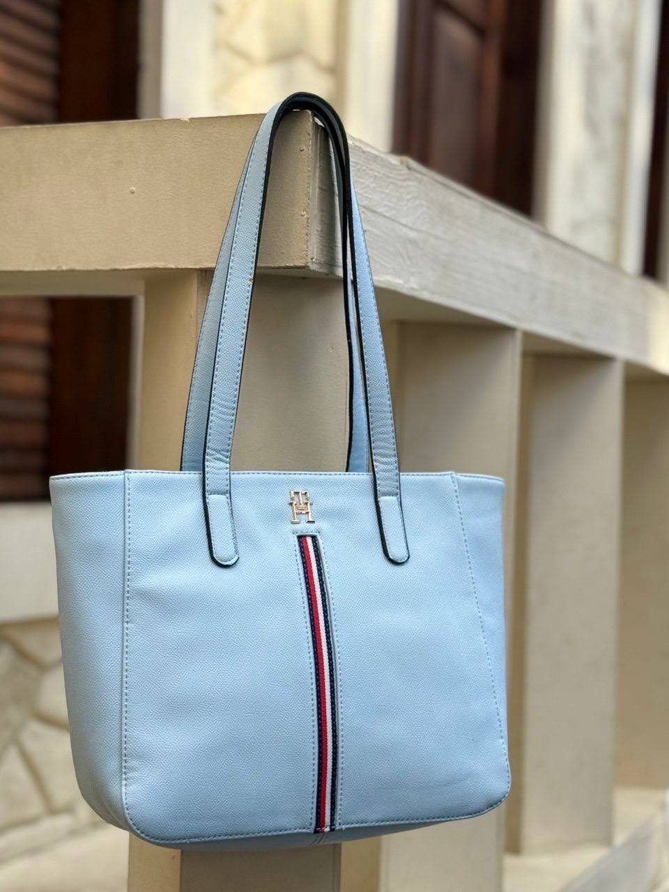 Tommy Hilfiger Tote Bag
