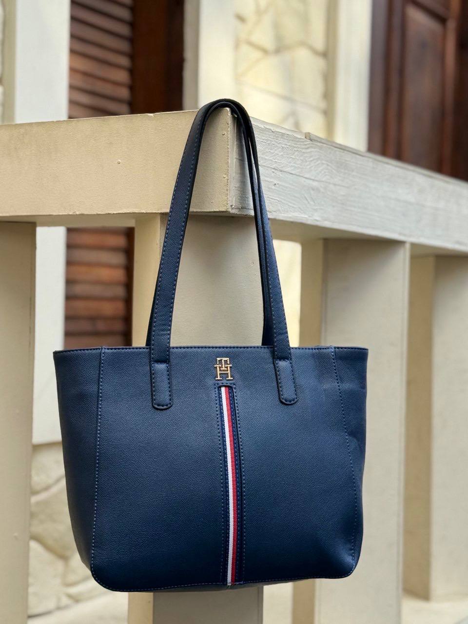 Tommy Hilfiger Tote Bag