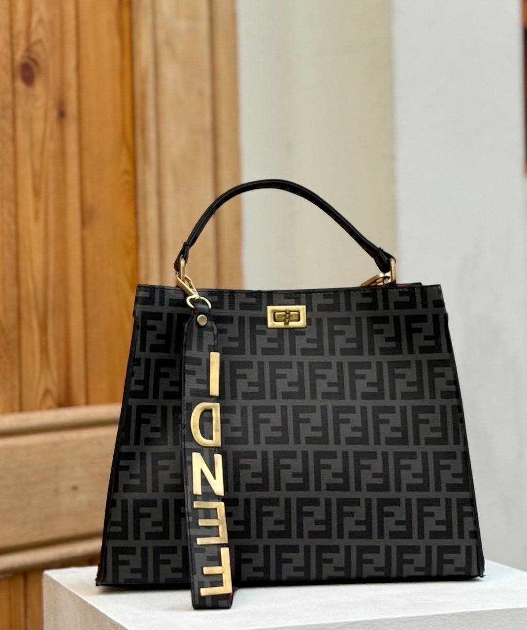 Fendi Peekaboo Soft leather bag