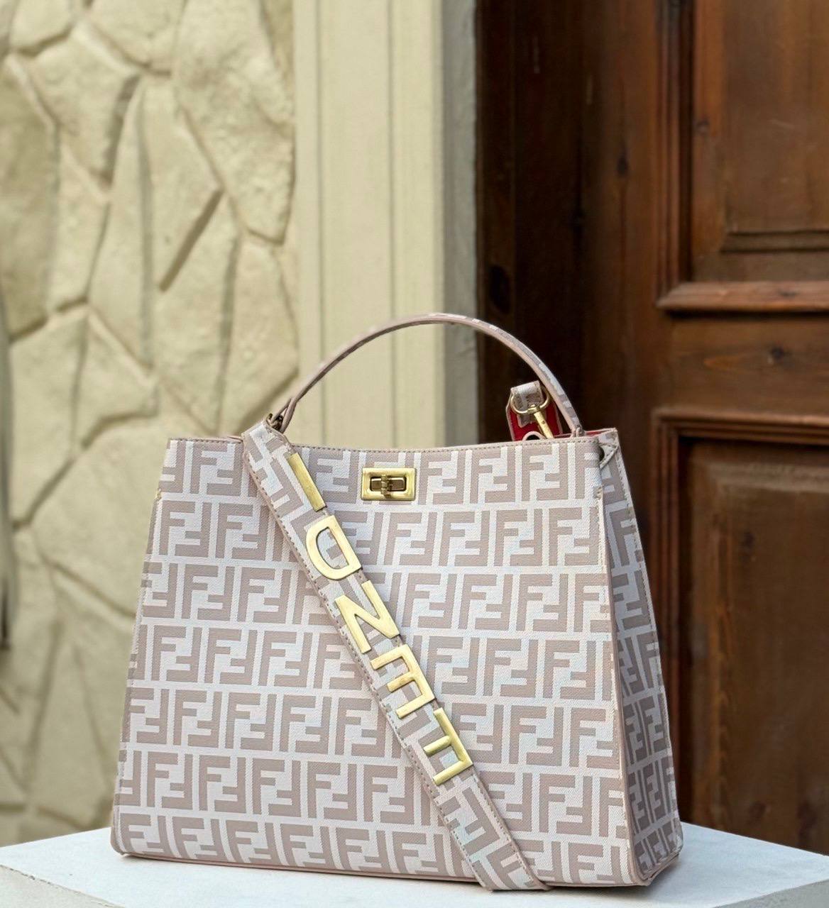 Fendi Peekaboo Soft leather bag