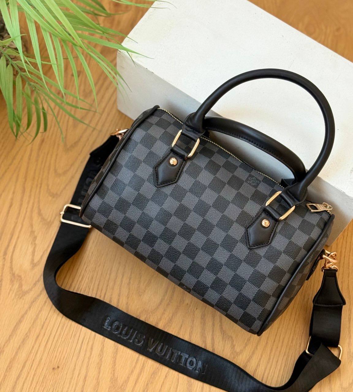 Louis Vuitton Speedy Bandoulière - LV Monograms Patterned