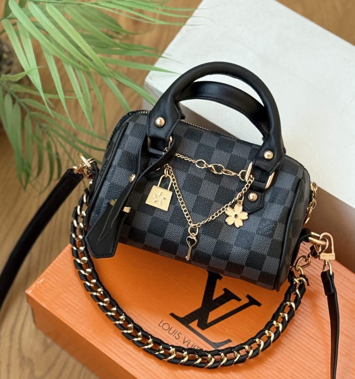 Louis Vuitton Nano Speed Bandoulière