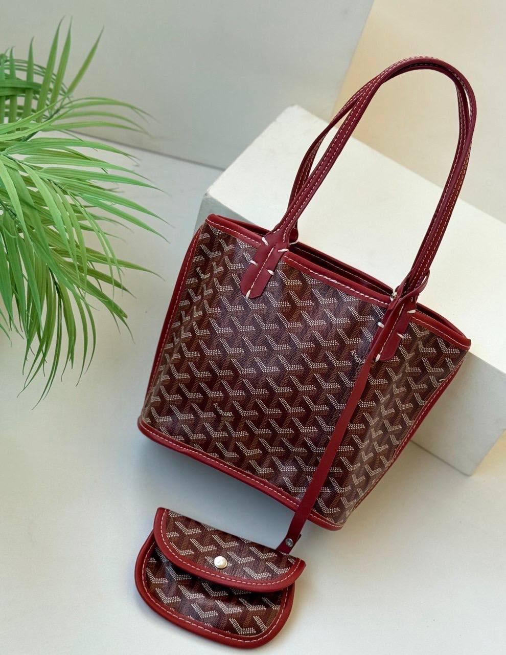 Medium Goyard Hand Bag