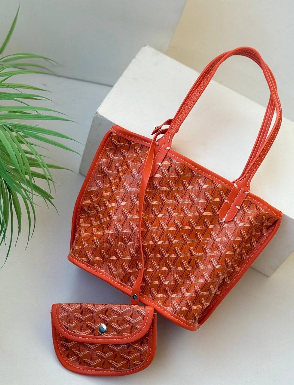 Medium Goyard Hand Bag